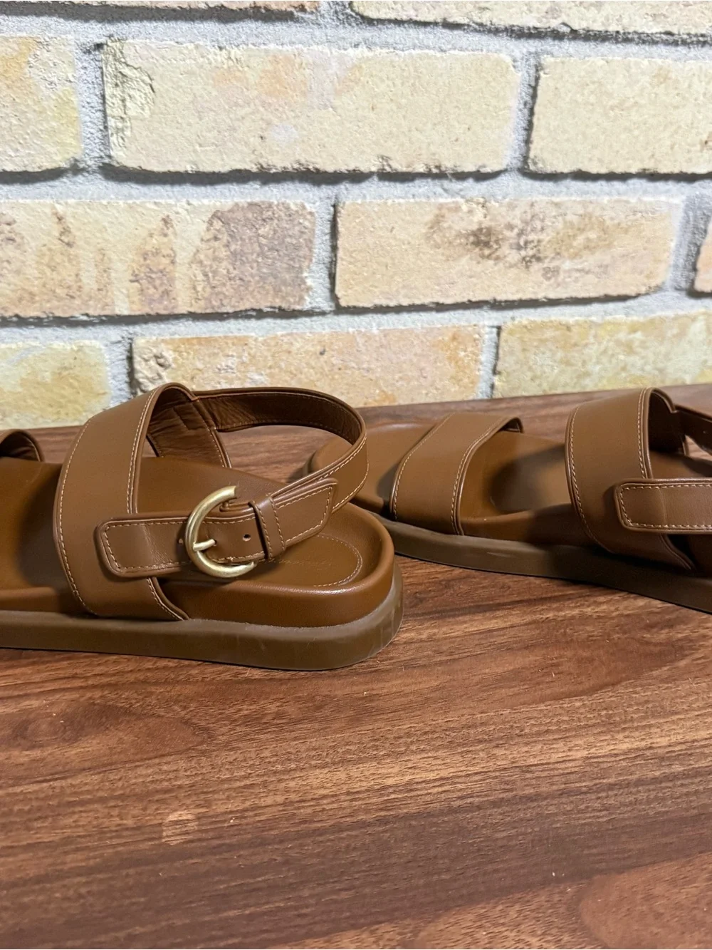 Gianvito Rossi Tan Leather Double-Strap Platform Sandals size 38